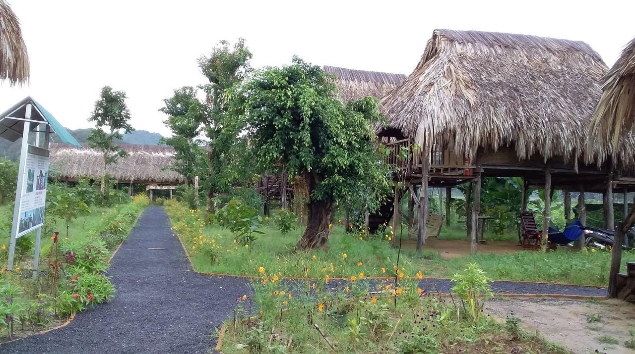 Sunny Field Eco Stilt House Cat Tien Exterior foto