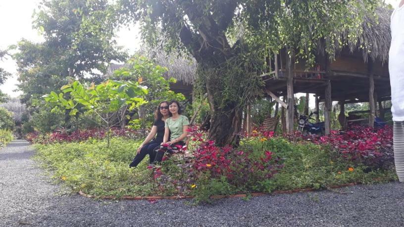 Sunny Field Eco Stilt House Cat Tien Exterior foto